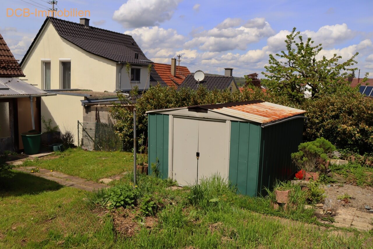Ein Zweifamilienhaus in ruhiger und zentraler Toplage!