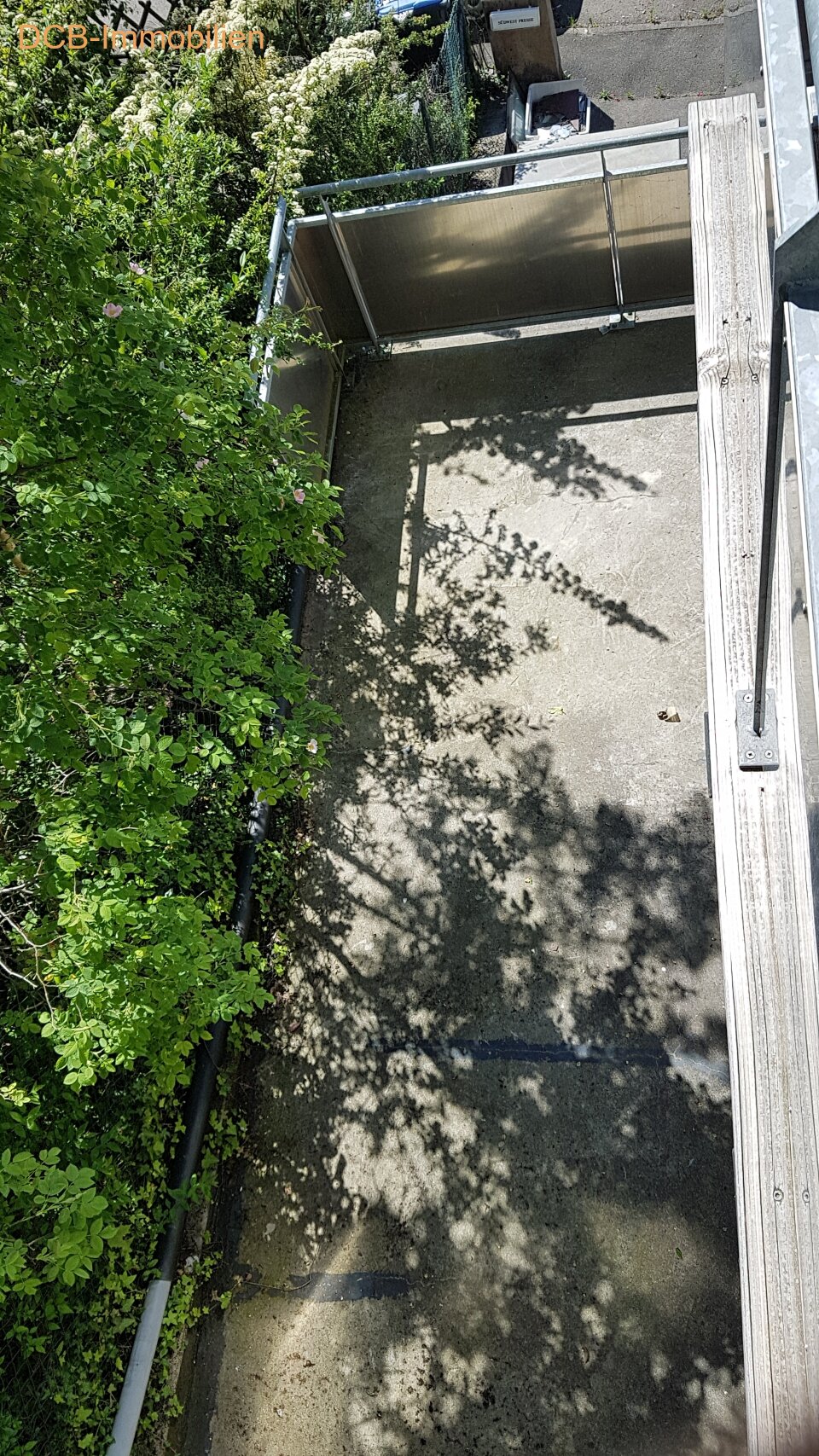 Ein Zweifamilienhaus in ruhiger und zentraler Toplage!