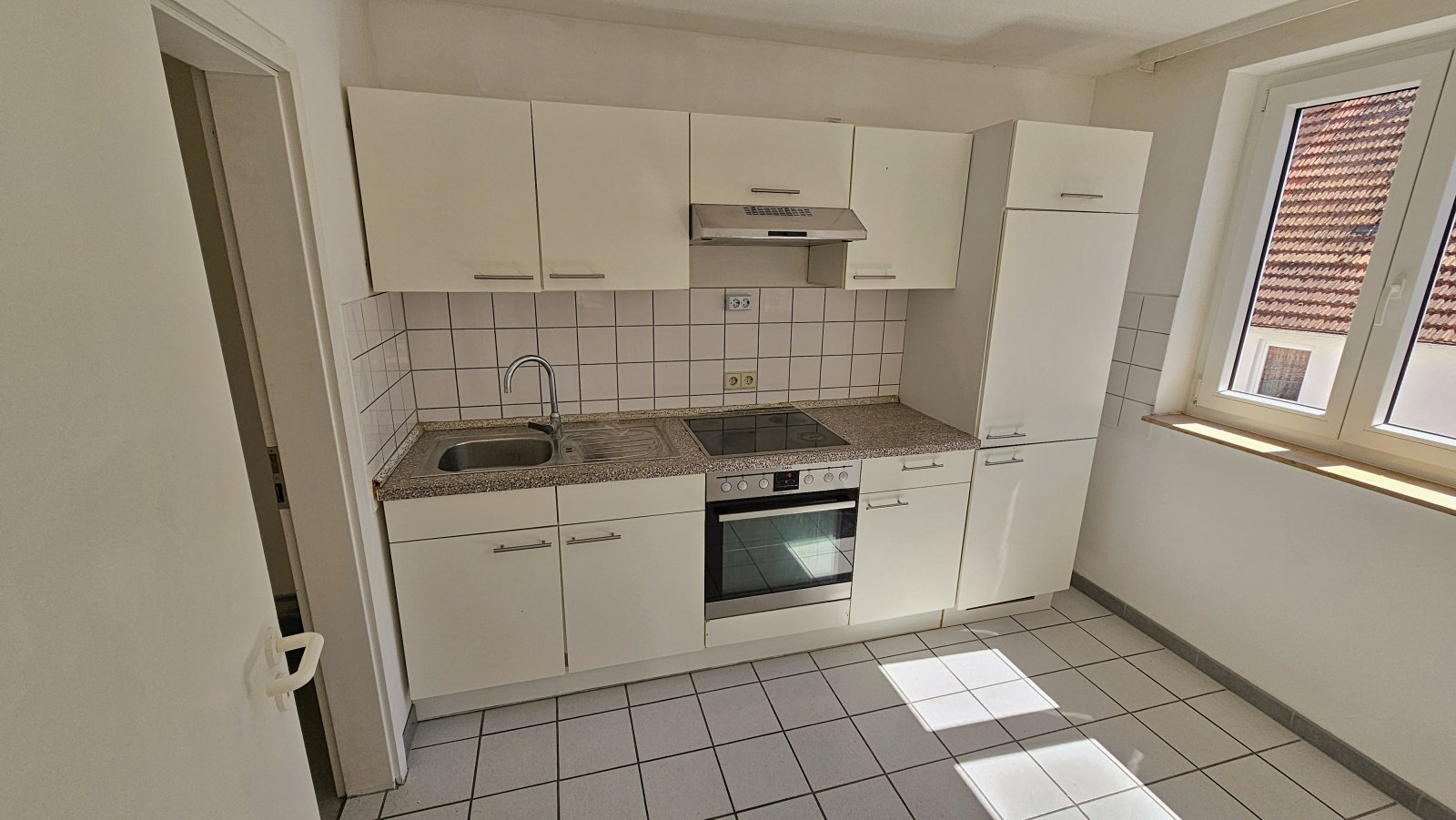 Helle, zentrale Wohnung – sofort bezugsfertig!