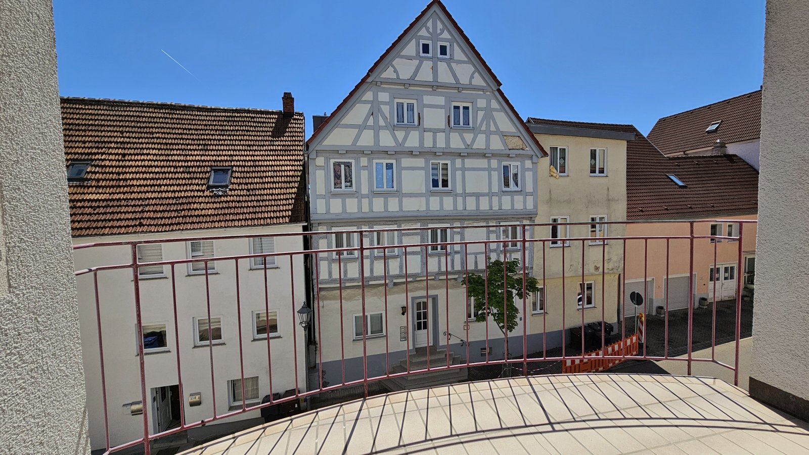 Helle, zentrale Wohnung – sofort bezugsfertig!