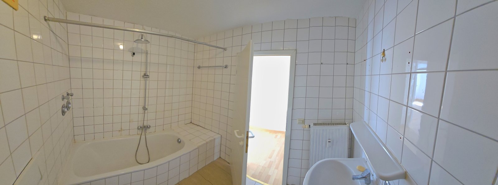 Helle, zentrale Wohnung – sofort bezugsfertig!
