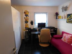 Schlafzimmer, Büro EG