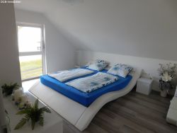 Schlafzimmer 1OG