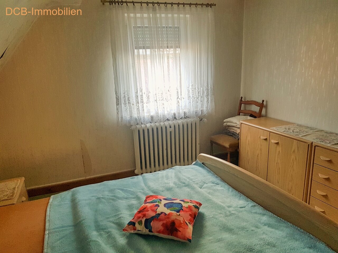 Schlafzimmer 1 OG Schlafzimmer 1 OG
