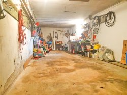 Garage 1 Garage 1