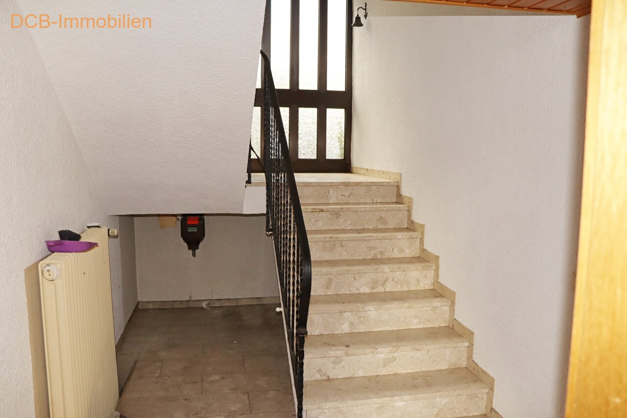  Treppe zu EG