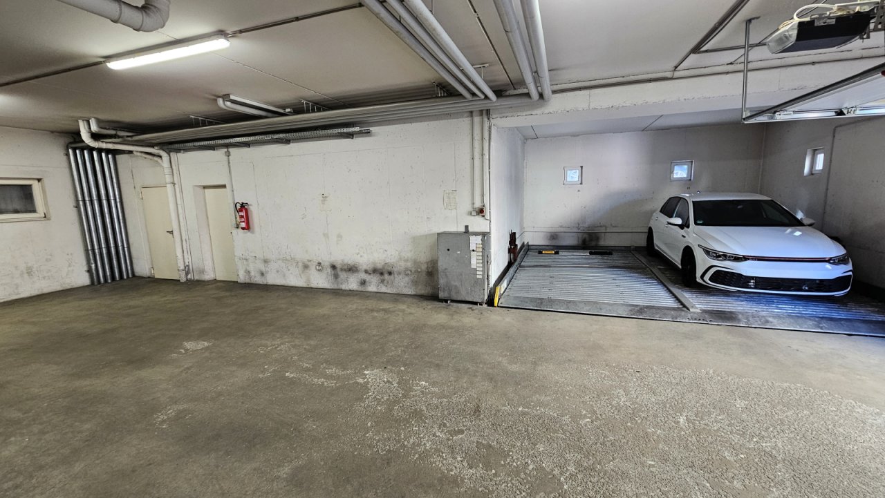 Duplex-Garage Duplex-Garage