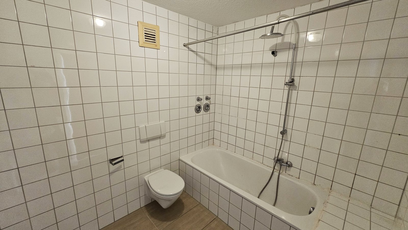 Bad-WC Bad-WC